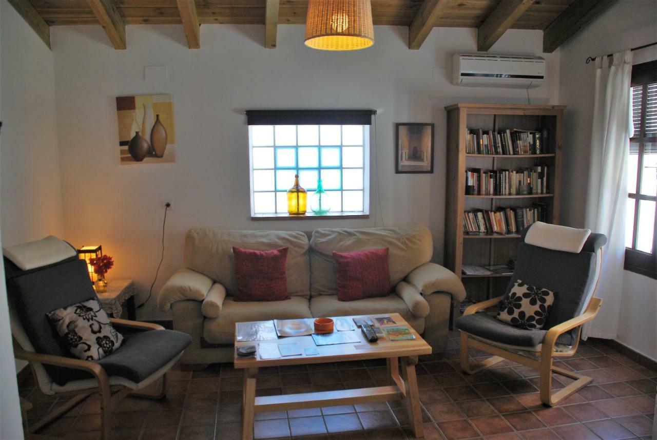 Casa Rural La Torre Almonaster la Real Exterior photo